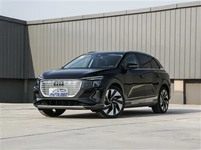 Audi Q5 E-tron elektriskā automašīna