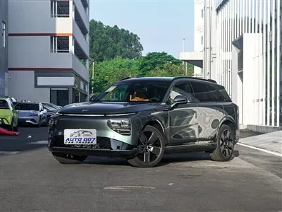 Xpeng G9 elektriskā automašīna